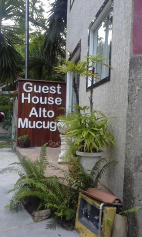 Отель Guest House Alto Mucuge  Порту-Сегуру